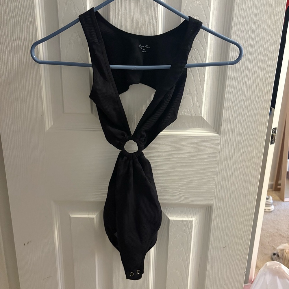 Black Sleeveless Bodysuit